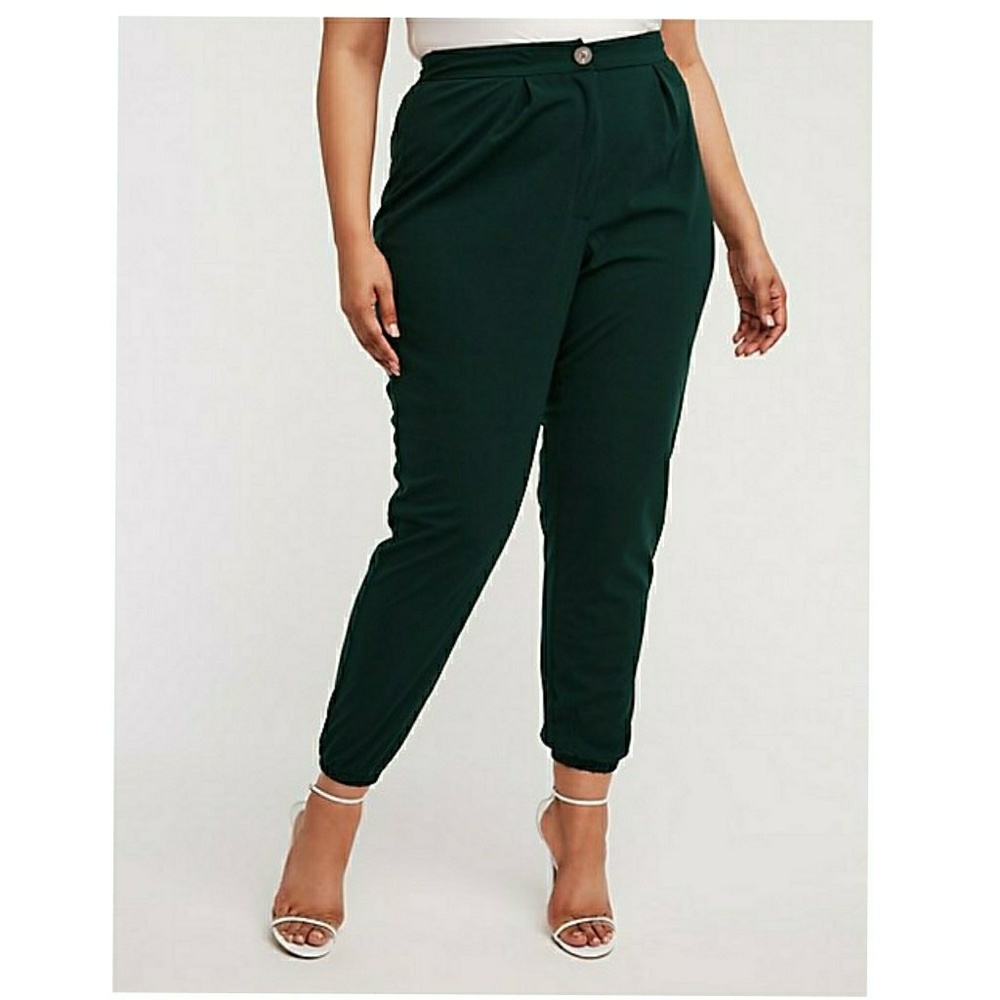 NWT Plus Size Crepe Knit Highwaist Pants